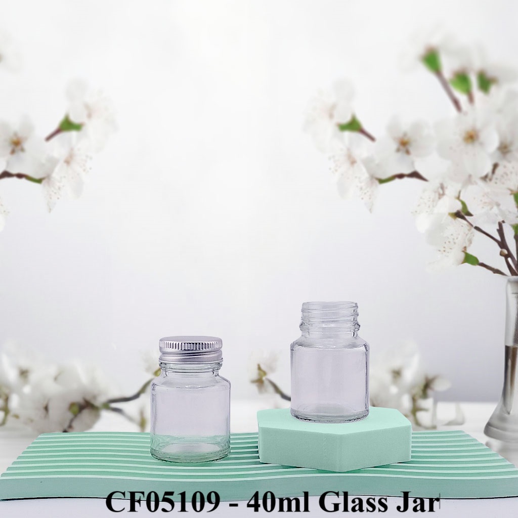 Small Round Glass Jar – 40ml